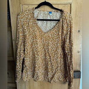 Old navy blouse